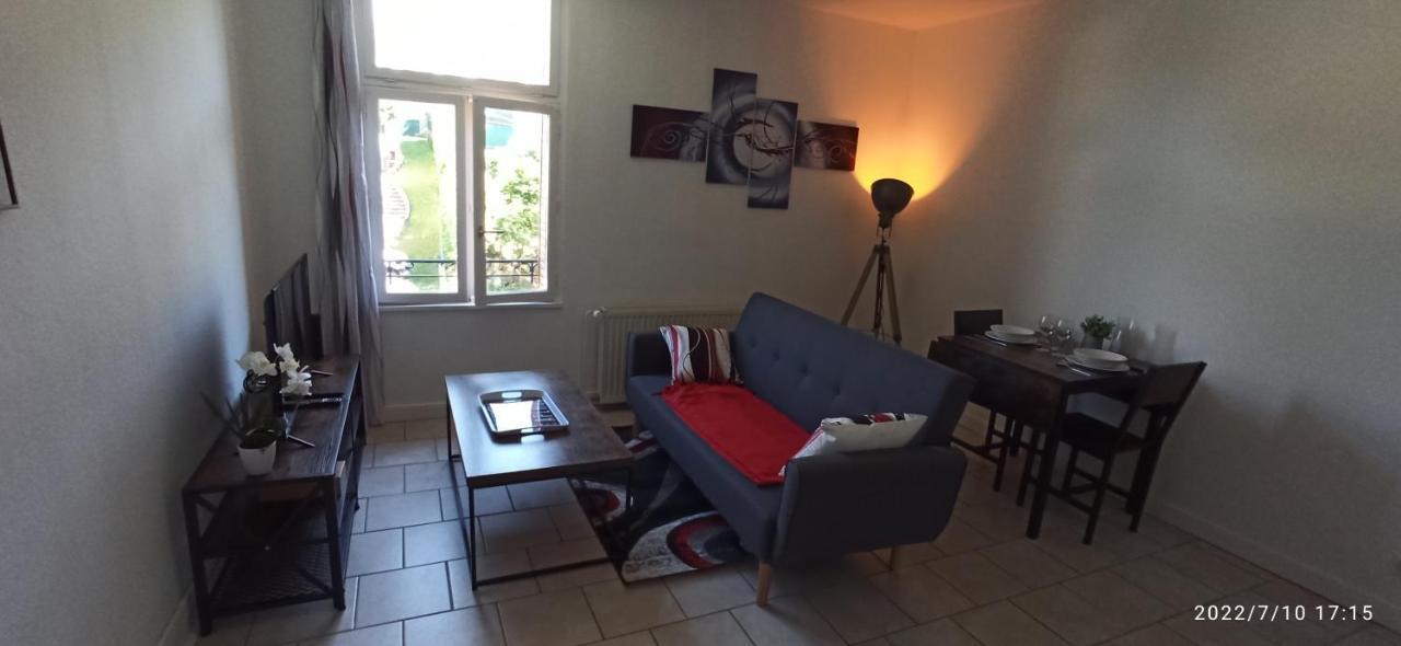 Apartament Le Montchalusset Châtel-Guyon Zewnętrze zdjęcie