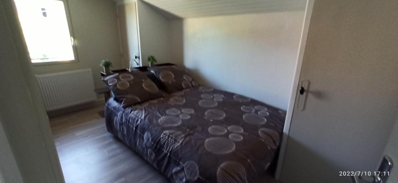 Apartament Le Montchalusset Châtel-Guyon Zewnętrze zdjęcie